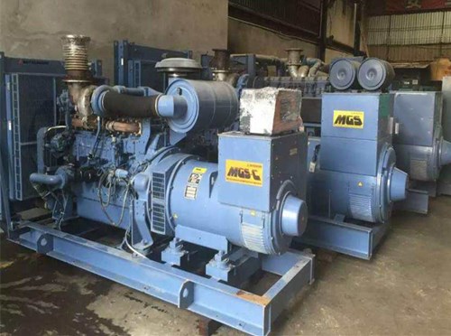 宿豫发电机组带负载降电压是什么原因照成的？